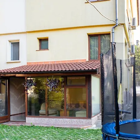 Rebeka Guest House Tryavna Exterior photo