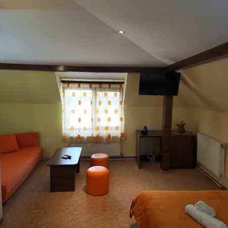 Rebeka Guest House Tryavna Exterior photo