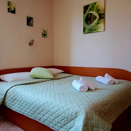 Rebeka Guest House Tryavna Exterior photo